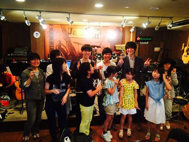 写真　森音楽教室ボーカルコース2016夏発表会